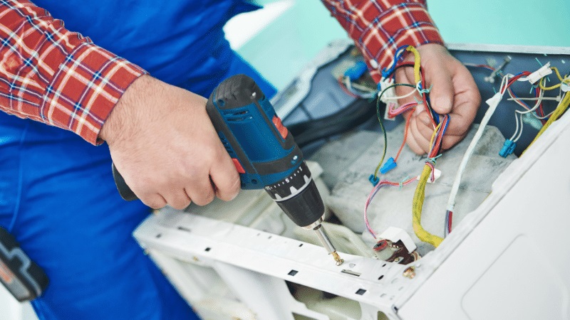 Kaynarca Goodman Goodman çamaşır makinesi kart tamiri – Su almama arızası orijinal parça ile giderildi. - Teknik servis örneği
